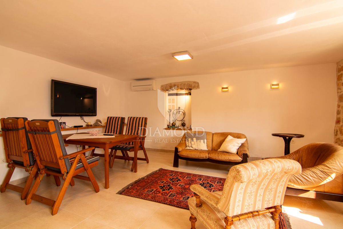 Barban, autentica casa in pietra istriana nel centro