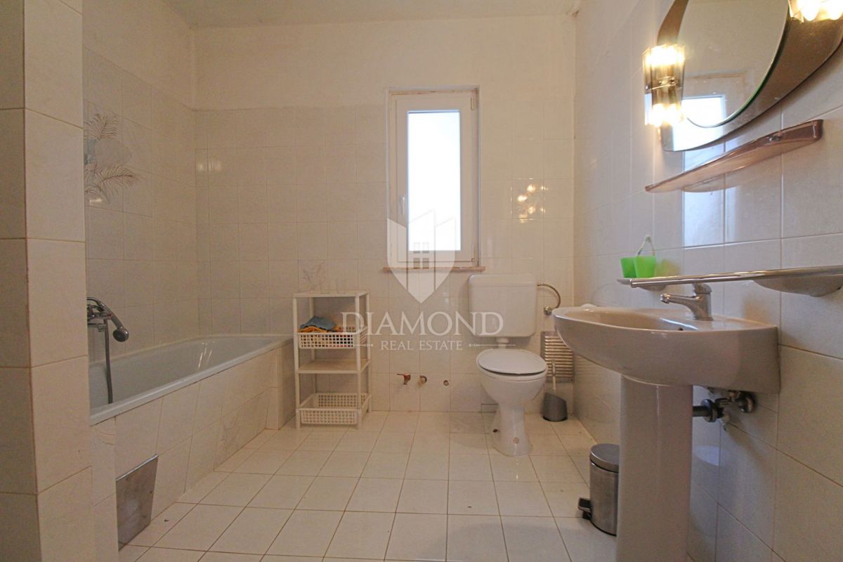 Labin, casa familiare con 5 appartamenti