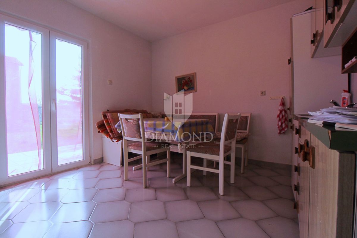 Labin, casa familiare con 5 appartamenti