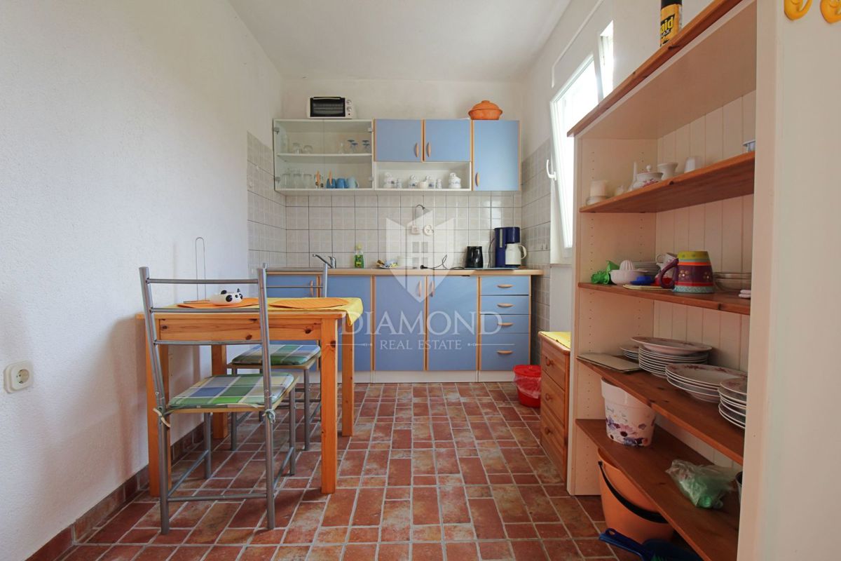 Labin, casa familiare con 5 appartamenti