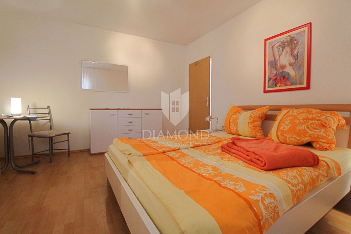 Labin, casa familiare con 5 appartamenti