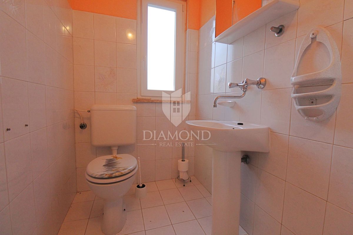 Labin, casa familiare con 5 appartamenti