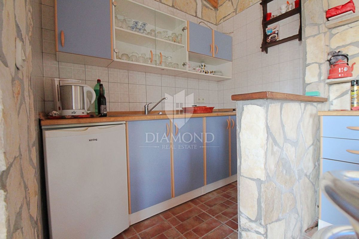 Labin, casa familiare con 5 appartamenti