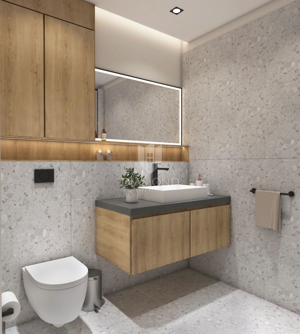 Appartamento splendidamente orientato con giardino vicino al mare - zona Medolino