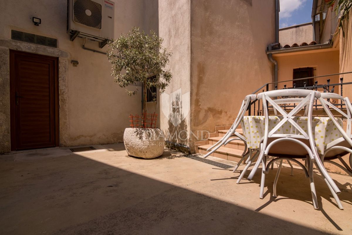Mošćenice, splendido appartamento con due camere da letto nel centro storico