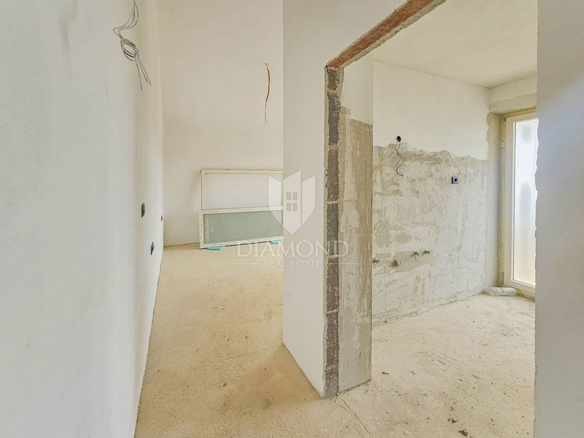 Esclusivo! Bellissima villa con piscina immersa nel verde!