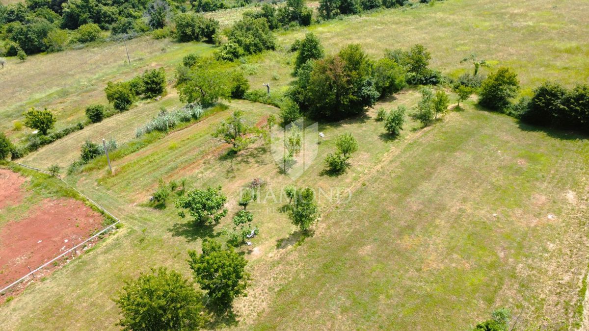 Terreno Poreč, 1.052m2