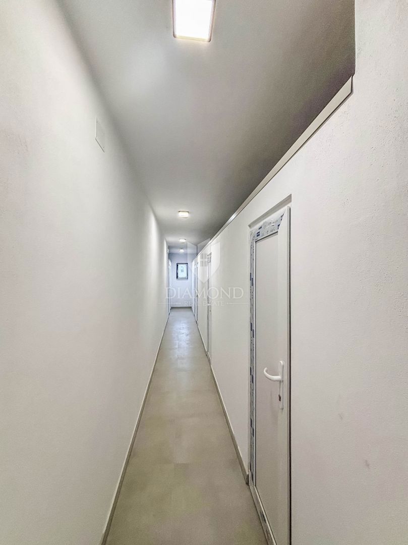 Istria, Umago, appartamento con 3 camere da letto e 2 balconi!