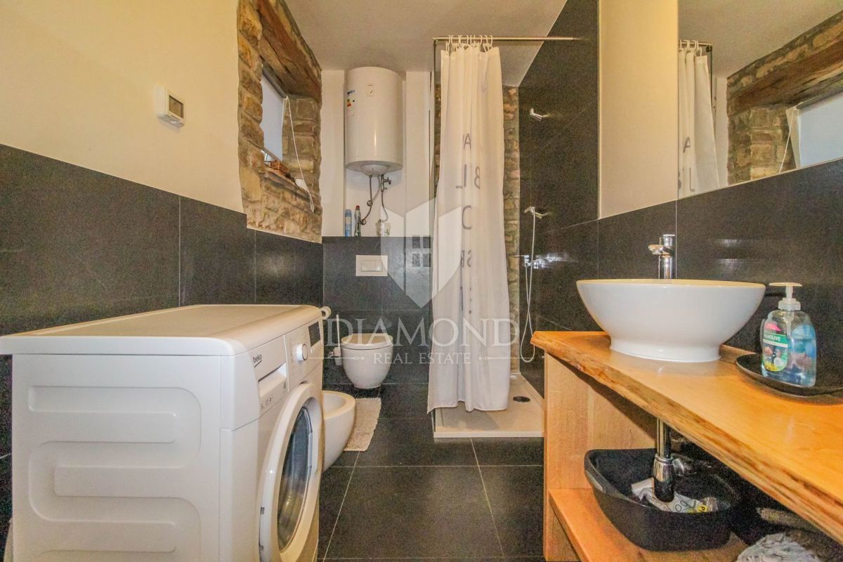 Buje dintorni, casa in pietra con una bellissima vista!