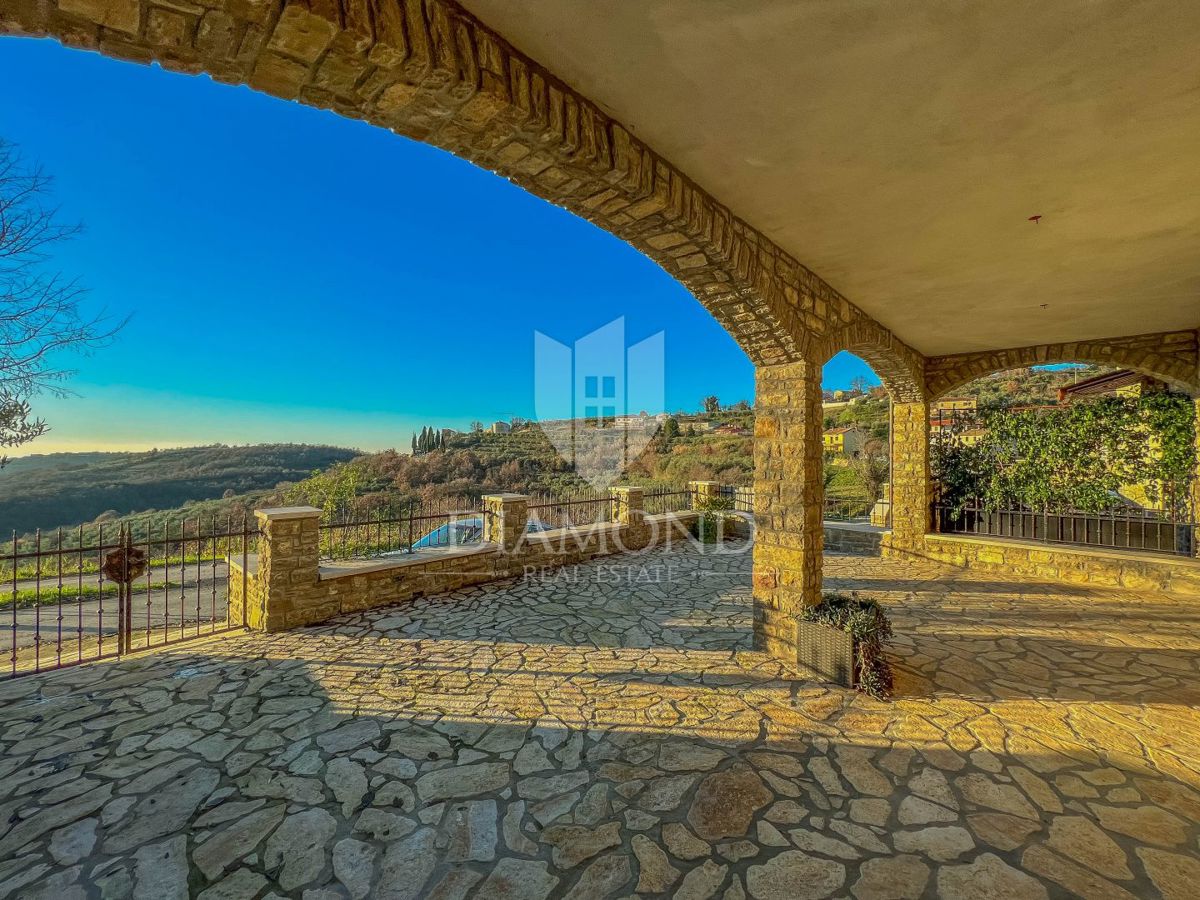Buje dintorni, casa in pietra con una bellissima vista!