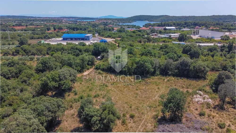 Terreno commerciale a Banjole!