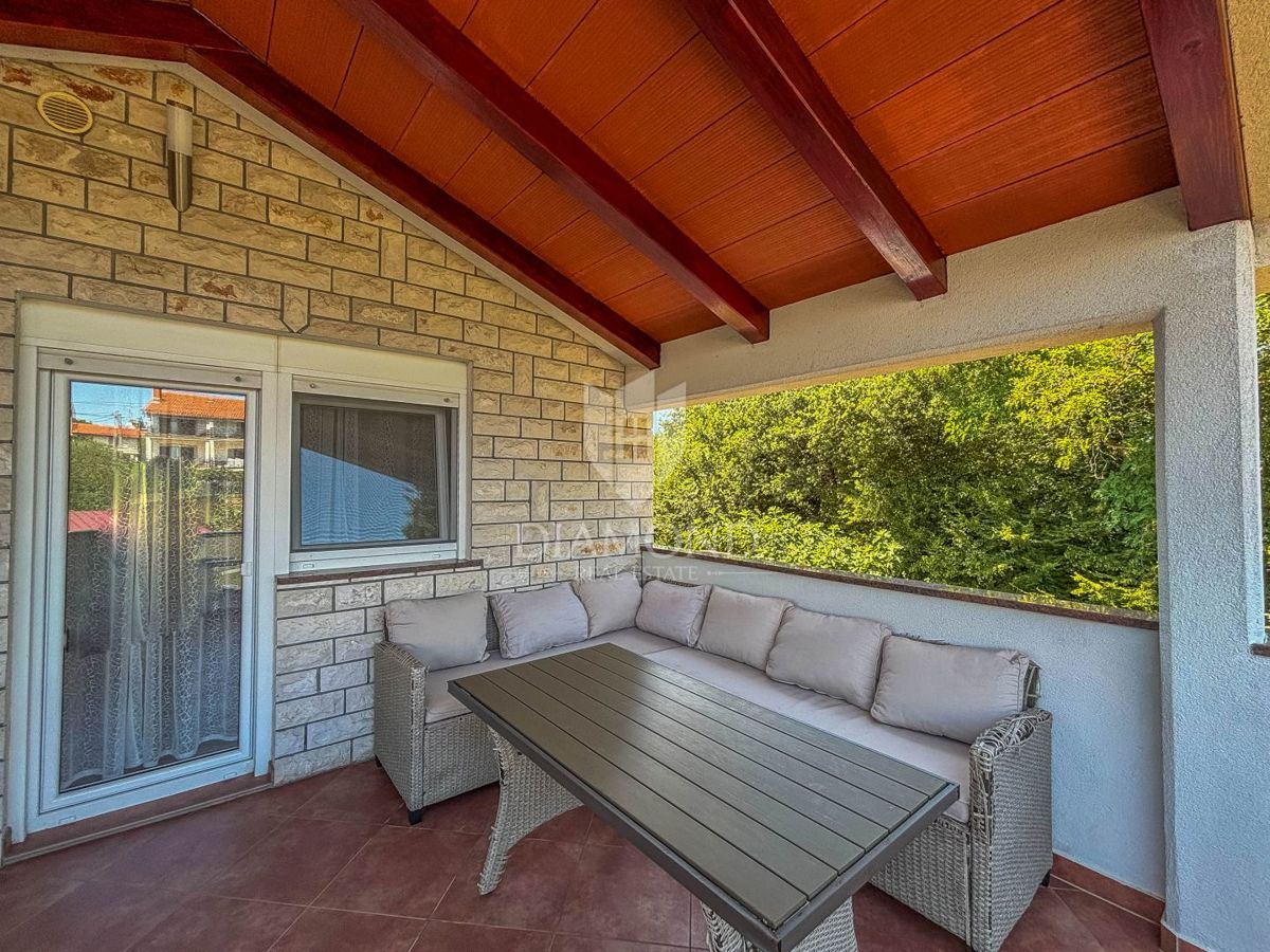 Istria, Umago, dintorni, bellissima casa con ampio giardino!