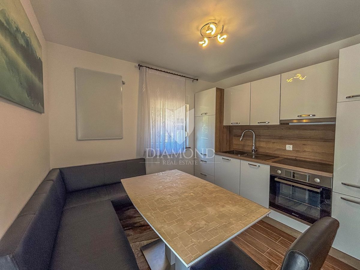 Istria, Umago, dintorni, bellissima casa con ampio giardino!