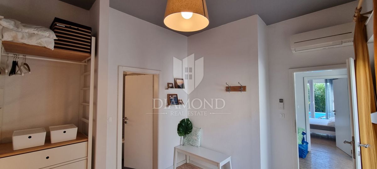 Istria, Parenzo – Affascinante villa al piano terra con piscina e fascino autentico