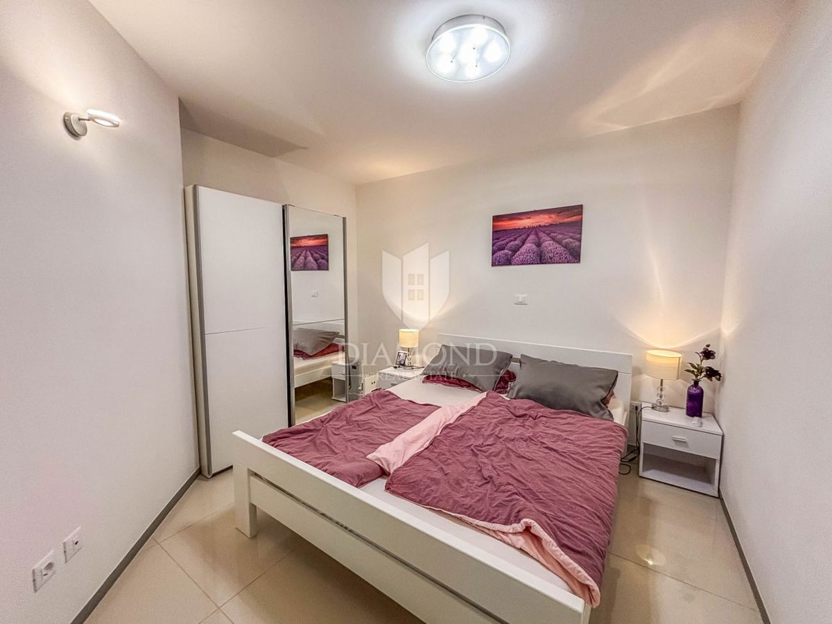 Cittanova,  appartamento moderno con tre camere da letto, ascensore e balcone!