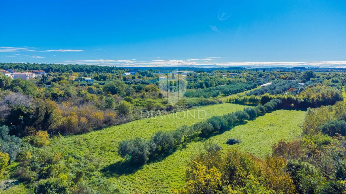 Umago, terreno di 1250 m² in ottima posizione!