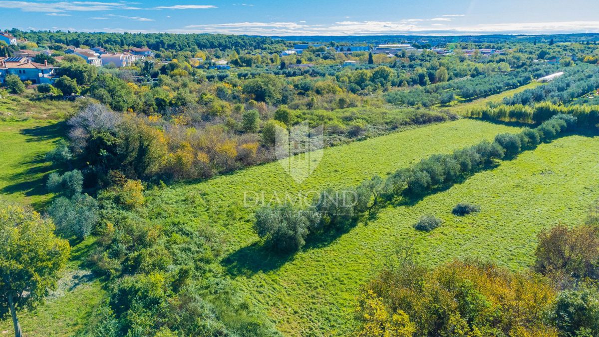 Umago, terreno di 1250 m² in ottima posizione!