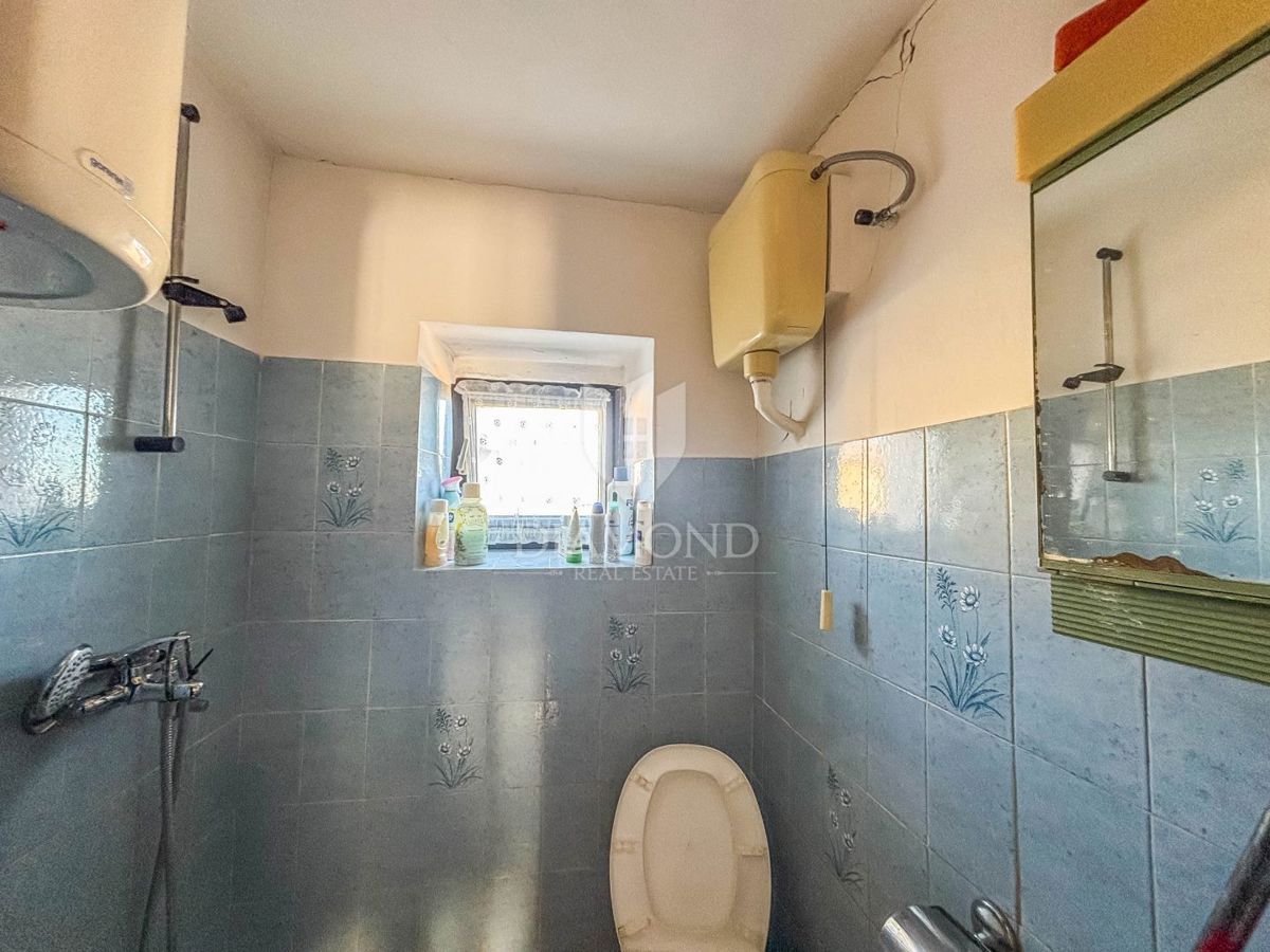 Umago, dintorni - casa autentica con giardino!