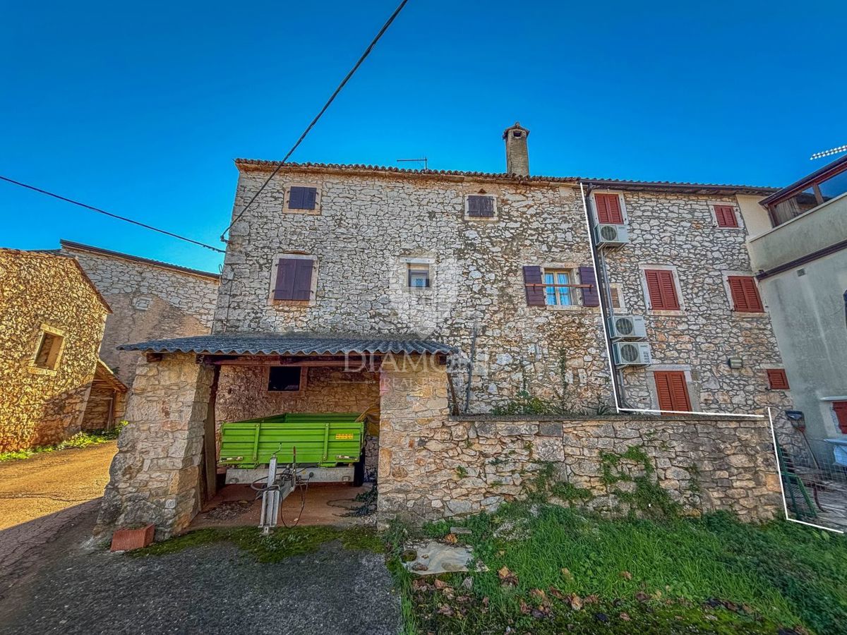 Umago, dintorni - casa autentica con giardino!