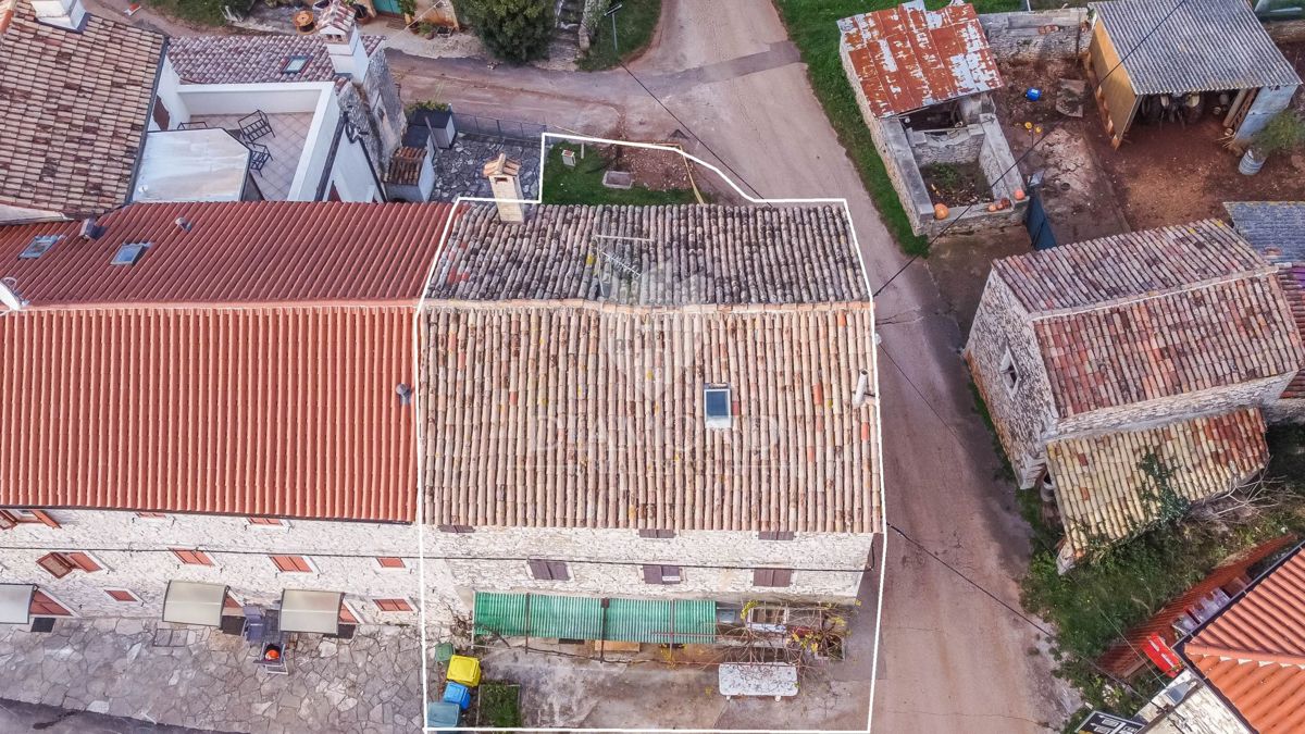 Umago, dintorni - casa autentica con giardino!