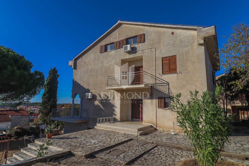 Casa Pješčana Uvala, Medulin, 360m2