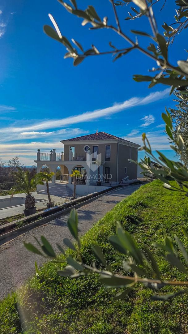 Buie, casa eccezionale con vista mare!