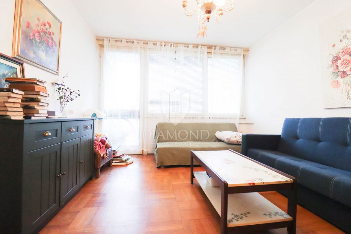 Zagabria, Gornja Dubrava! Appartamento con due camere da letto 61,1 m²!