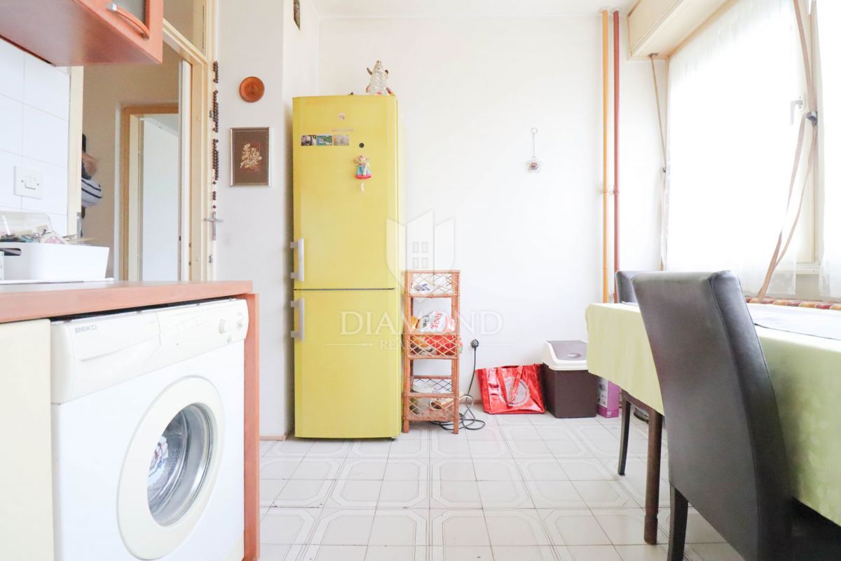 Zagabria, Gornja Dubrava! Appartamento con due camere da letto 61,1 m²!