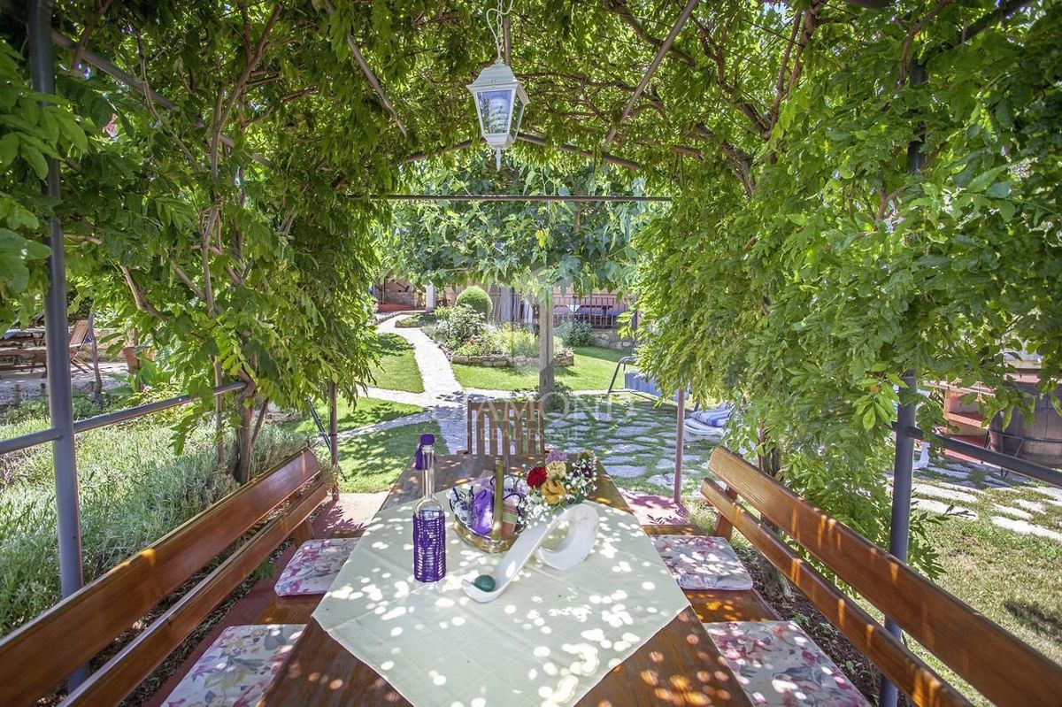 ESCLUSIVO! Casa in pietra con vista mare, Labin, dintorni