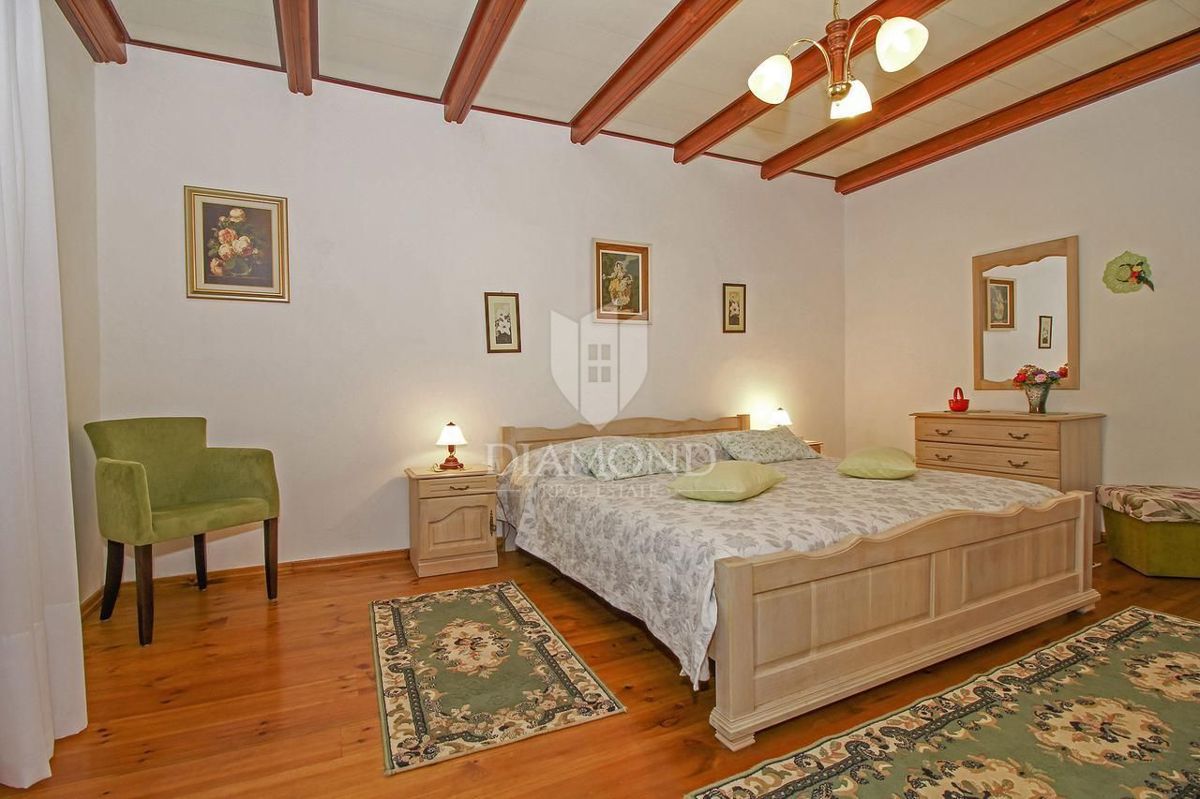 ESCLUSIVO! Casa in pietra con vista mare, Labin, dintorni