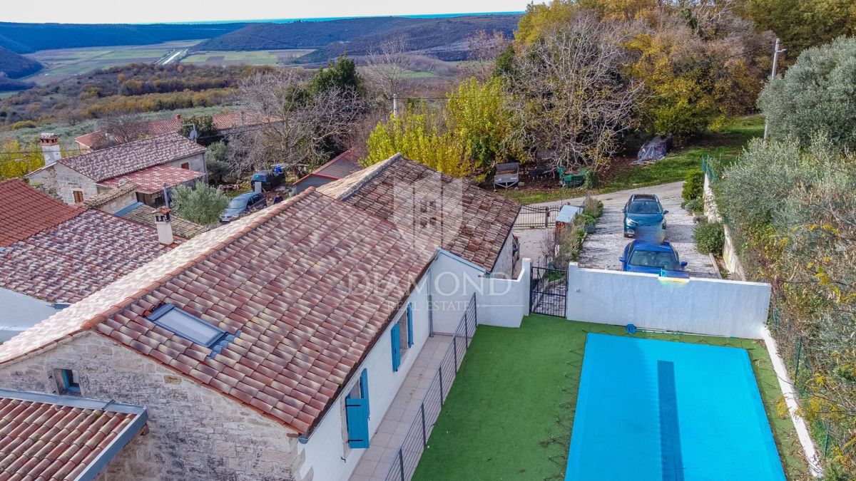 Buie, graziosa casetta con piscina vicino a Grisignana!