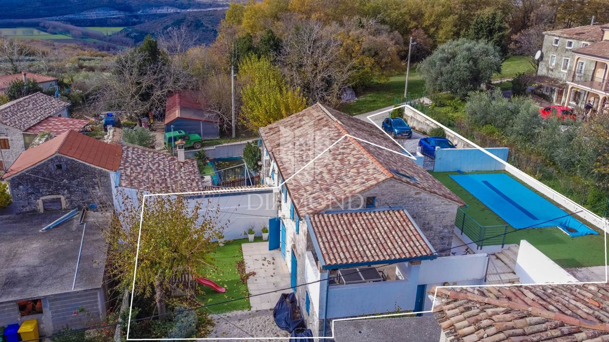 Buie, graziosa casetta con piscina vicino a Grisignana!