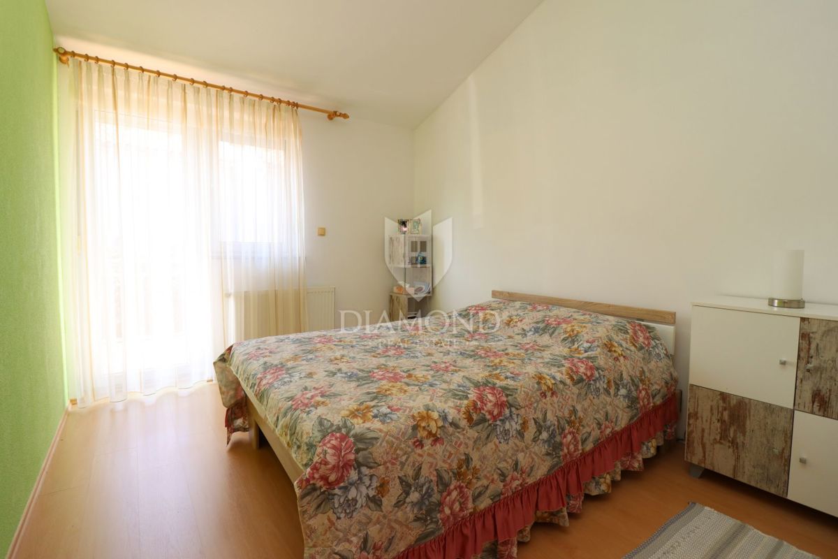 Parenzo, casa di famiglia a schiera con taverna