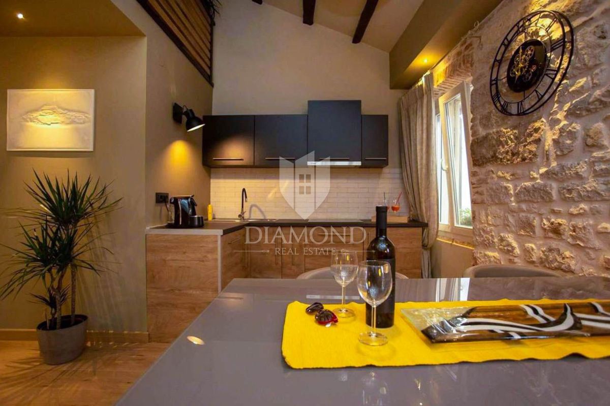 Rovigno, appartamento modernamente arredato nel centro del centro storico