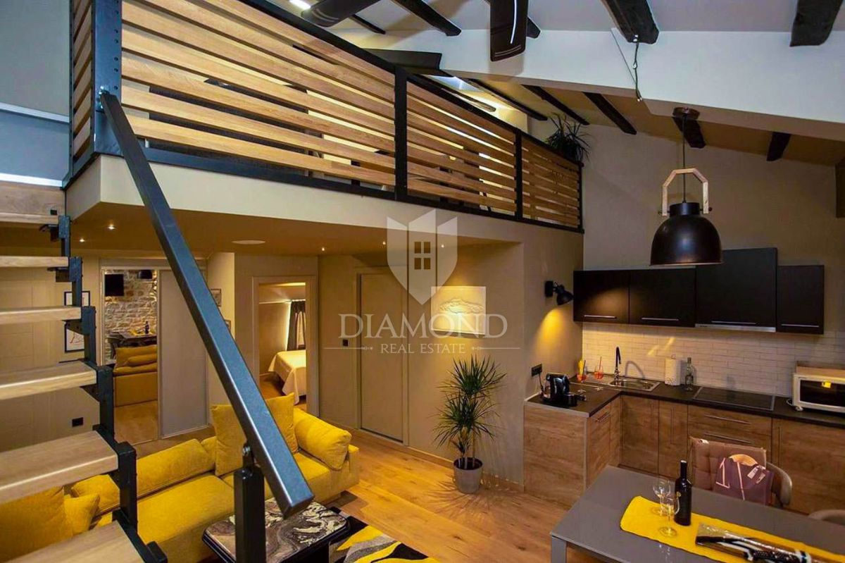 Rovigno, appartamento modernamente arredato nel centro del centro storico