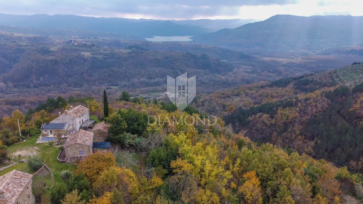 Motovun, proprietà con grande potenziale di sviluppo!