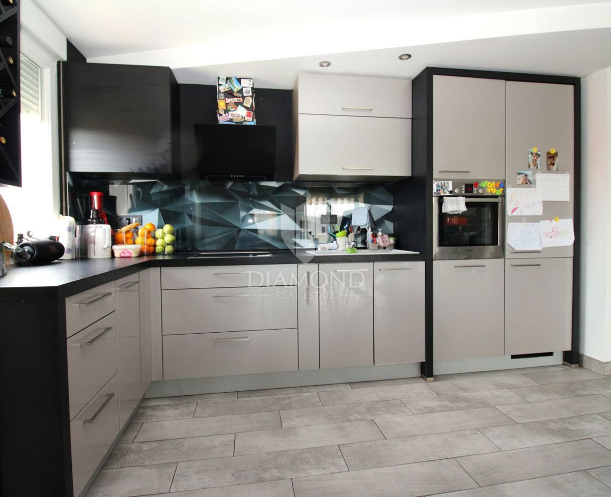 Appartamento Tometići, Kastav, 103m2