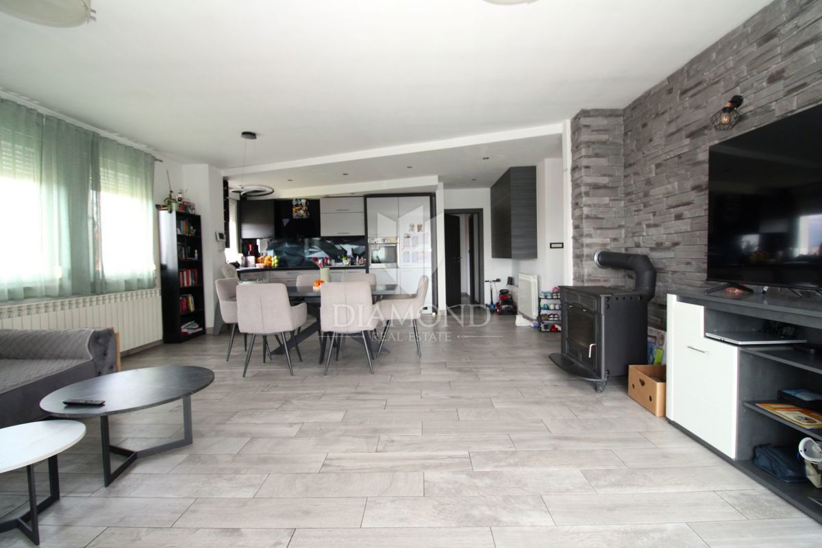 Appartamento Tometići, Kastav, 103m2