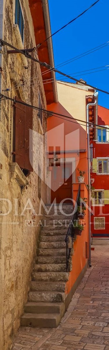 Rovigno, bella casa a schiera nel centro storico