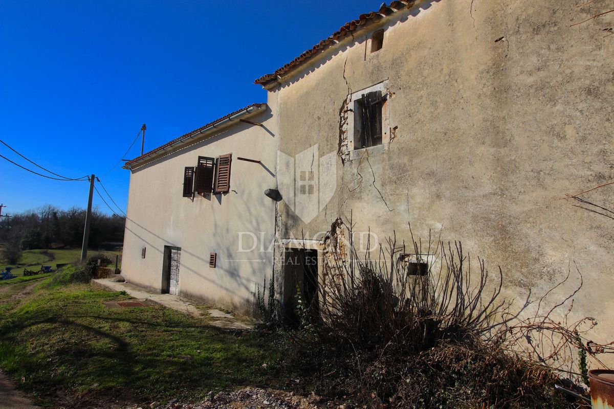 Santa Caterina, dintorni, casa con proprietà in un piccolo paese tranquillo
