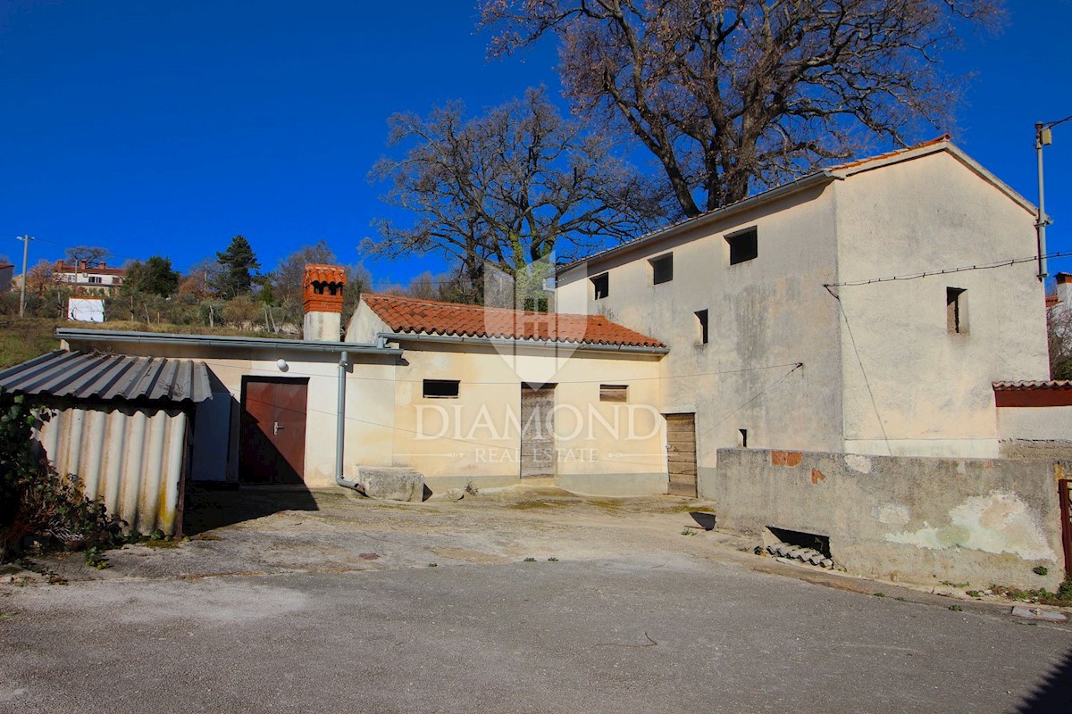 Santa Caterina, dintorni, casa con proprietà in un piccolo paese tranquillo