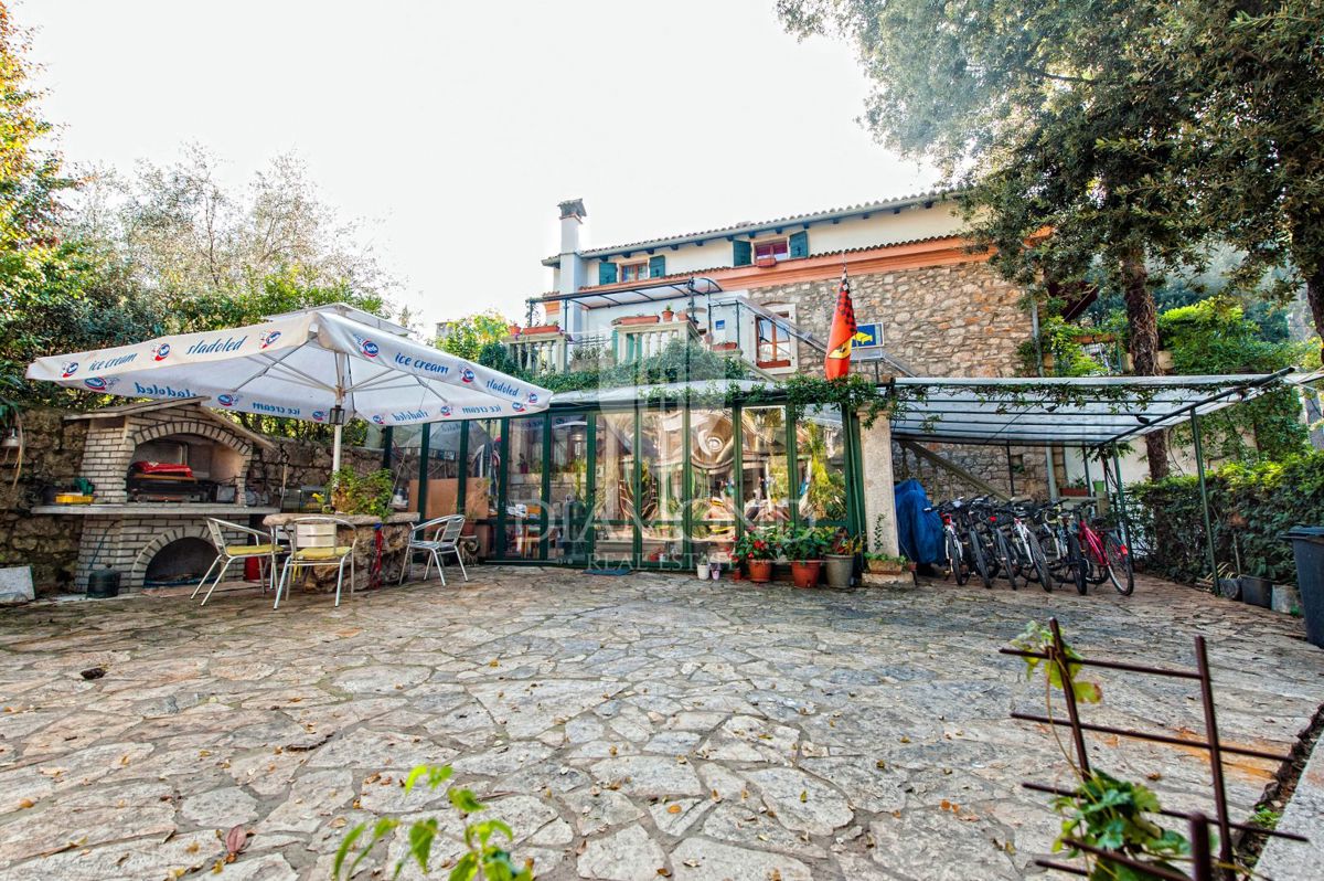 Rovigno, casa spaziosa a soli 100 metri dal mare