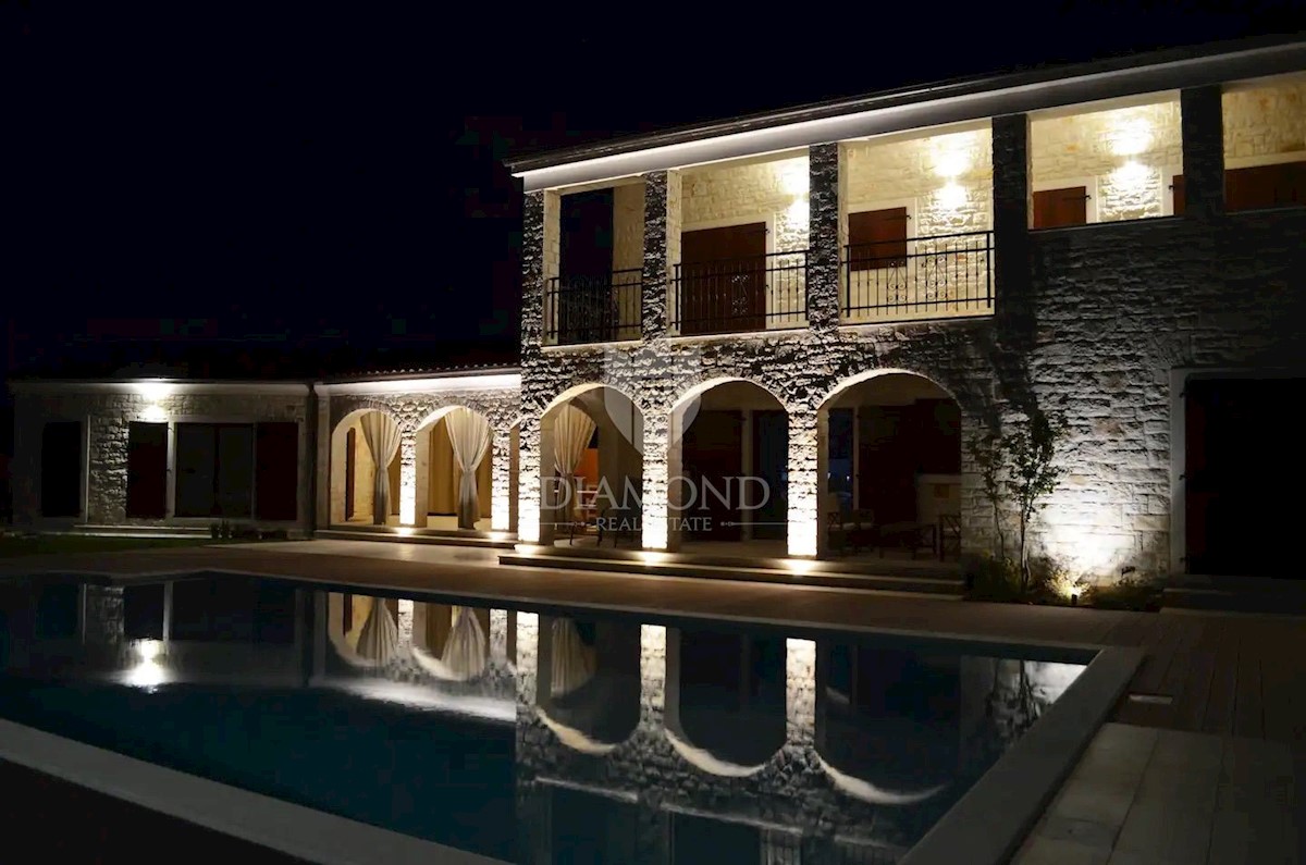 Tinjan, Istria centrale, Villa con piscina in una splendida posizione