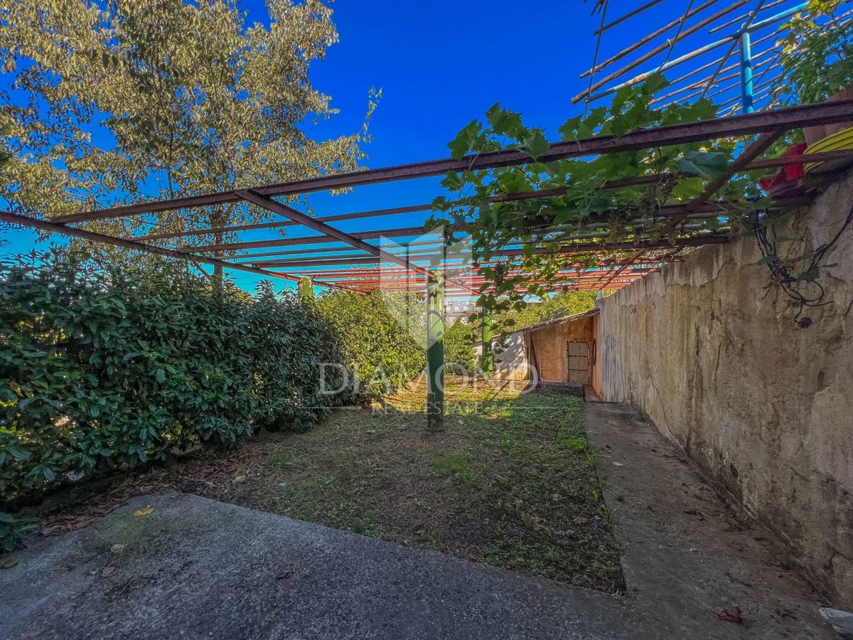 Buie, casa con 2 appartamenti e 2 uffici