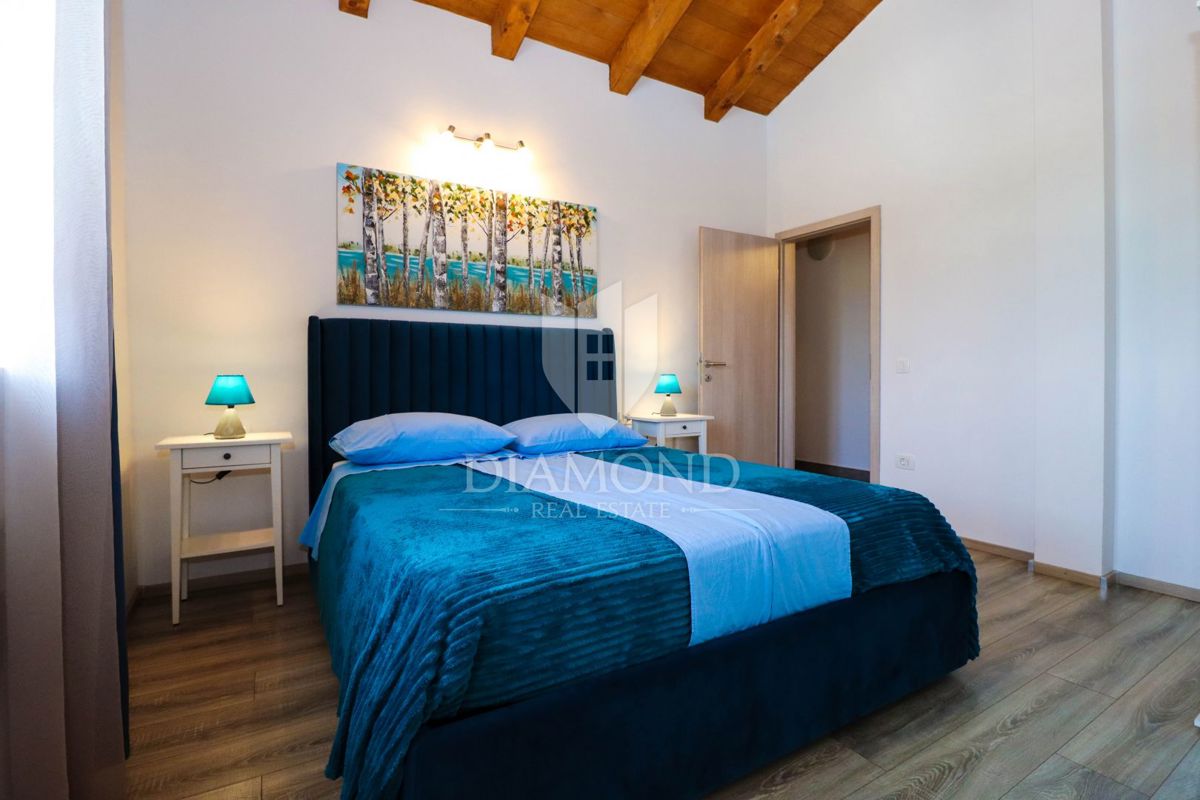 Parenzo, dintorni, casa in pietra d'Istria in un posto tranquillo!