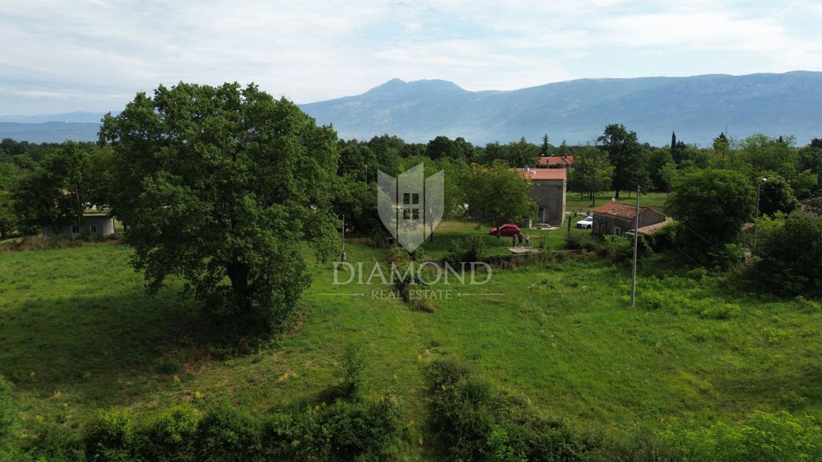 Terreno Kršan, 5.839m2