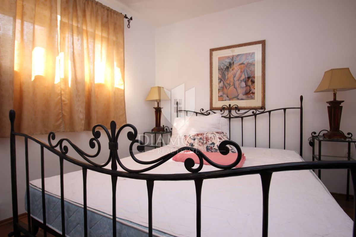Labin, dintorni, casa in un insediamento tranquillo