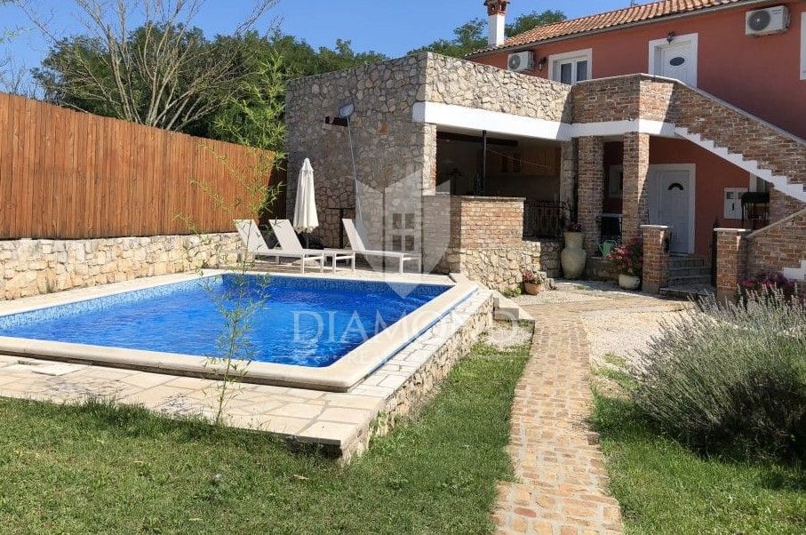 Labin, dintorni, casa in un insediamento tranquillo