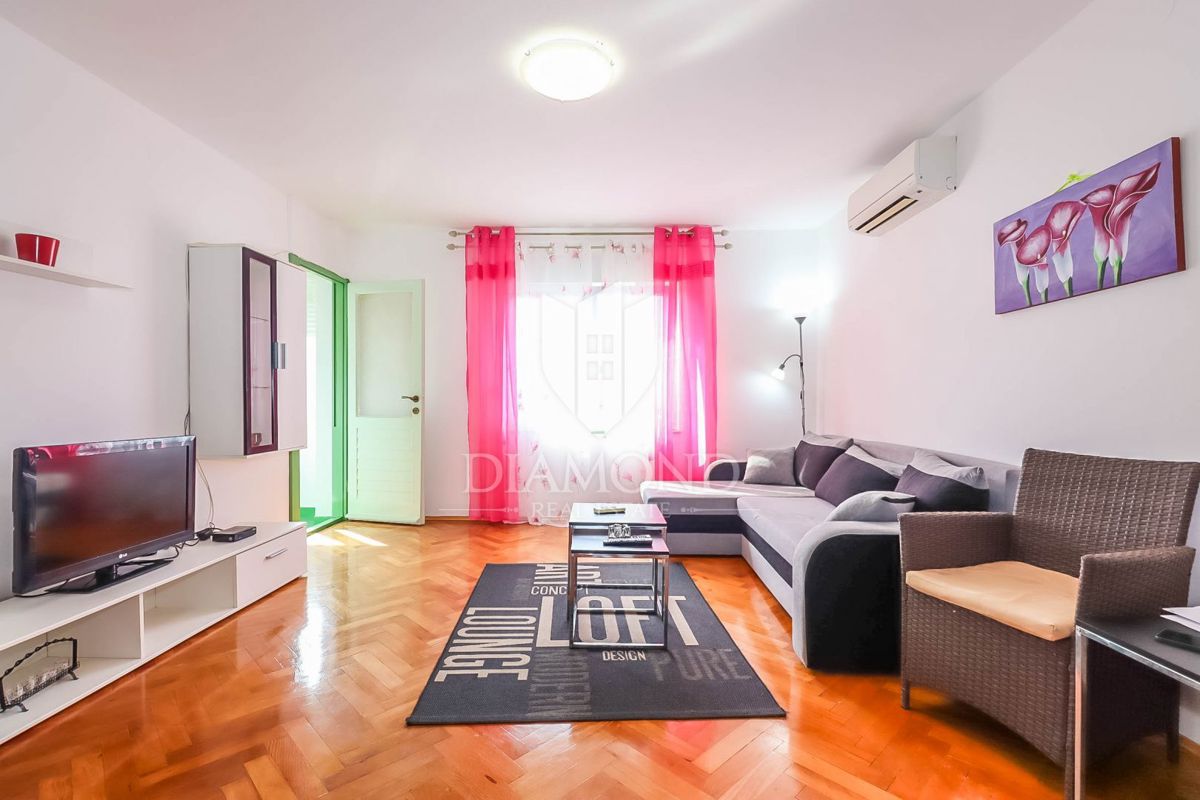 Bellissimo appartamento a meno di 300 metri dal lungomare di Rovigno