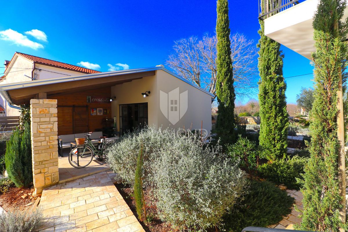 Svetvinčenat, graziosa casa vacanze con piscina